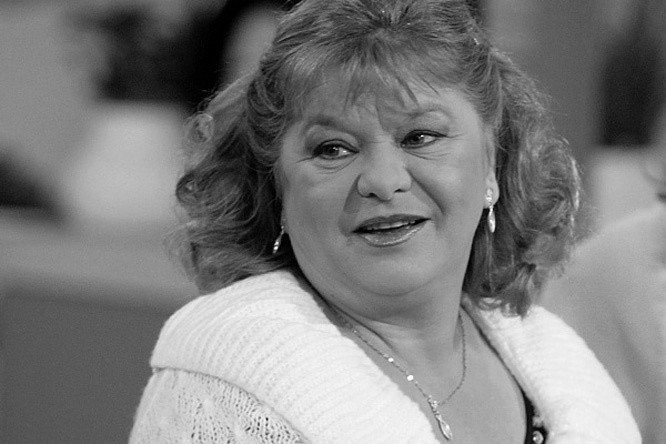 Elment Oszvald Marika élő adásban.A stúdió ledermedt, videó