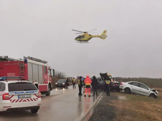 Borzalmas tragédia rázta meg Magyarországot vasárnap estére! Hatalmas művészünk halt meg a ma délutáni horrorbalesetben!