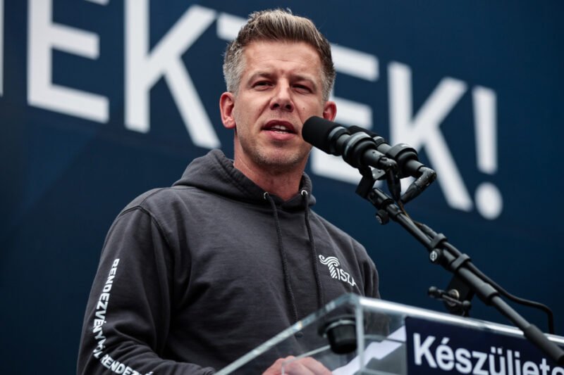 1 perce érkezett! Sosem látott Hatalmas balhé! Magyar Péter ma este kegyetlenül kiosztotta Rogán Antalt!