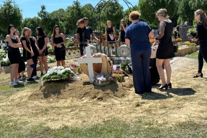 Eltemették a 15 éves Vanesszát, aki a saját édesapja miatt dobta el az életét..az édesanyja könnyek között mondta el, hogy mi történt