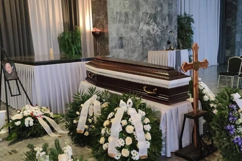 Kálloy Molnár Péter temetése..