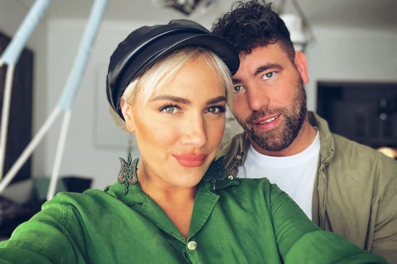 Nem várt fordulat! Ilyen nincs! Újra együtt Tóth Gabiék! Közös fotóval adták mindenki tudtára, hogy minden rendben és bármi történt a szerelem nem múlt el köztük. – RÉSZLETEK: