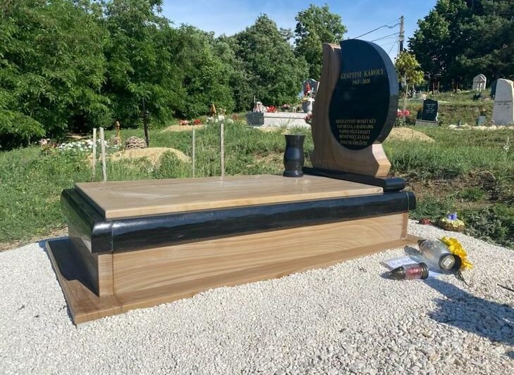 Ma Gesztesi Károly sírjánál voltunk.. elkapott a sírás, amikor megláttuk