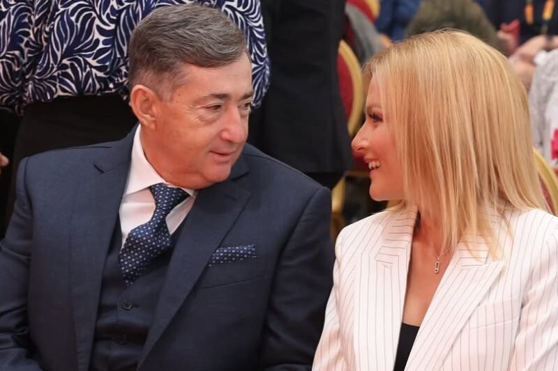 MOST ROBBANT A HÍR! Megtörtént! Fiatalabb férfi miatt hagyhatja el Mészáros Lőrincet Várkonyi Andrea.. Ő róla van szó…! Durva, ami most kiderült: