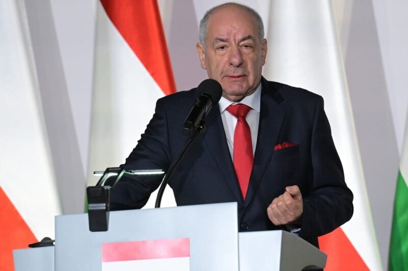 Mégis megtette! Most jött a rendkívüli hír Sulyok Tamásról!