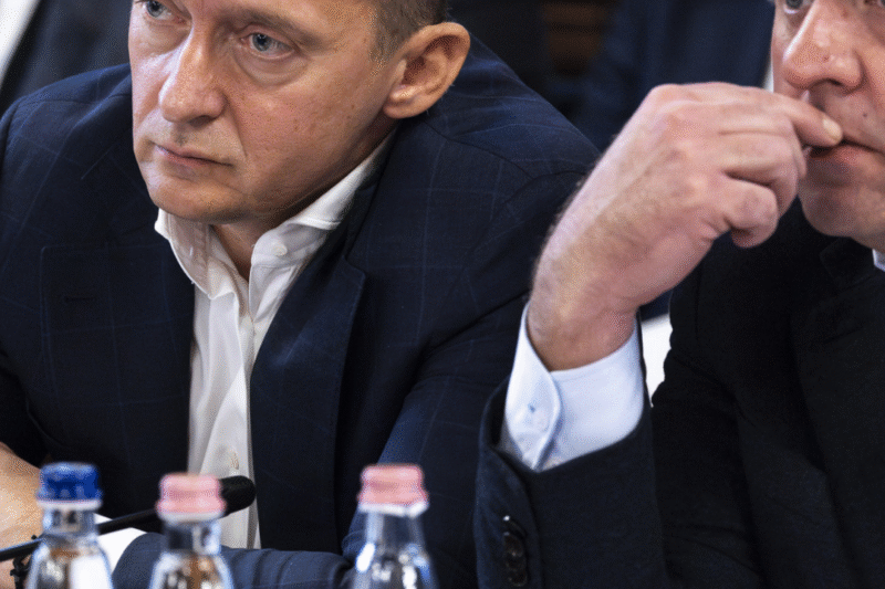 Egy héten belül kétszer is kirúgták Guller Zoltánt