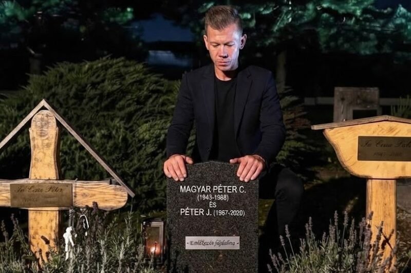 🖤 Ma éjjel megállt a temetőben két sír előtt… amikor megtudtuk, kik nyugszanak ott, elsírtuk magunkat – Magyarvilag.com
