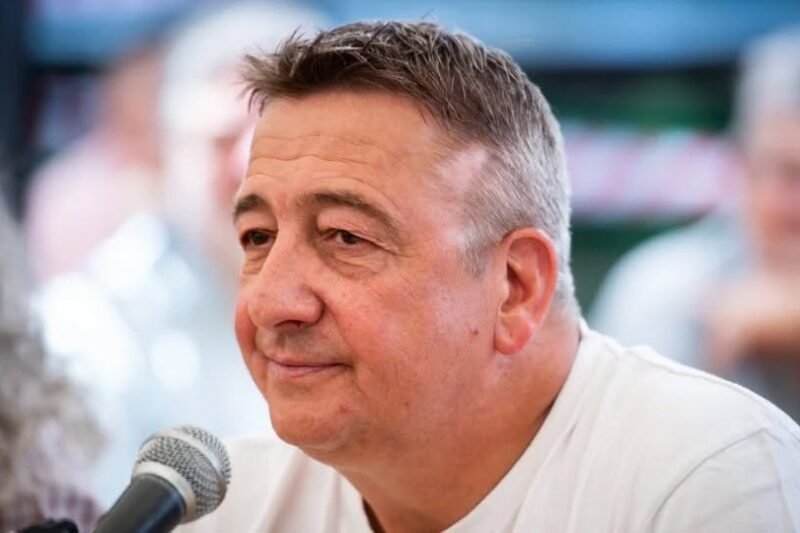 Robbant a hír: Két milliárd forintos hűtlen kezeléssel vádolja Bayer Zsolt feleségét Hadházy – frissvilag.com